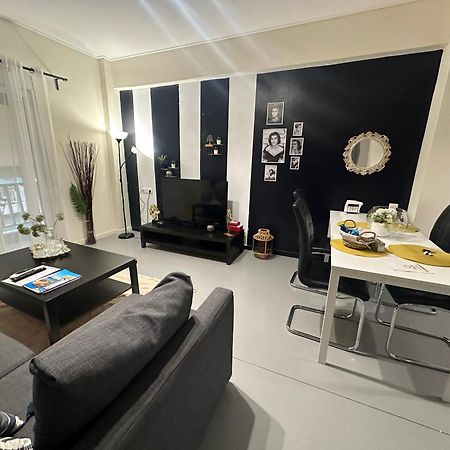 Koukaki Urban Retreat, Steps From The Acropolis Apartment Athena Bagian luar foto